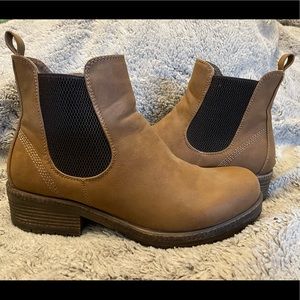 Women’s boots